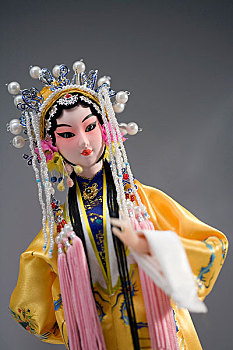 中国手工艺品－绢人