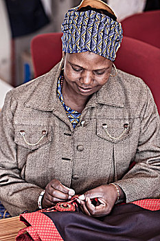 非洲妇女,缝纫机,一些,织物,微笑的