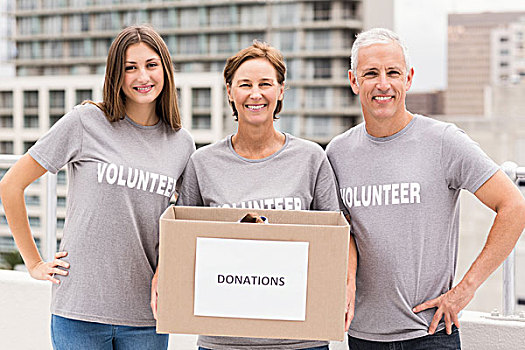微笑,志愿者,拿着,捐赠,盒子,头像,房顶,建筑