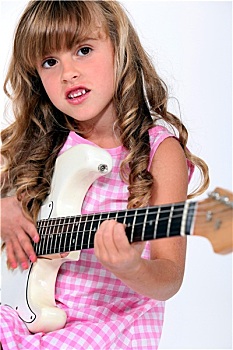 小女孩,演奏,电吉他