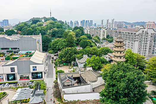 航拍福建福州乌山历史风貌区乌塔公园石塔寺