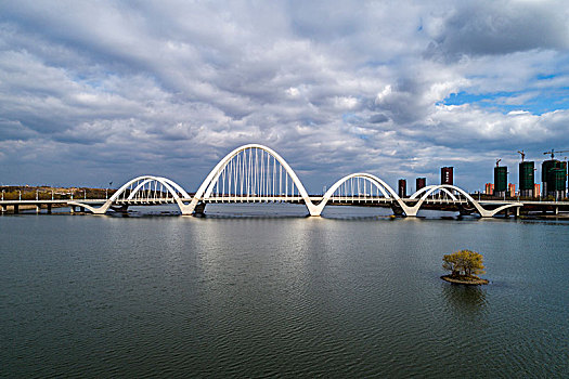 跨河桥