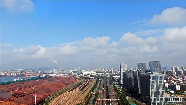 山东省日照市,港口蓝美得一塌糊涂,生态港口呈现美丽画卷