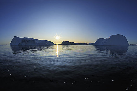 冰山,迪斯科湾,日落,雅各布港冰川,伊路利萨特,格陵兰