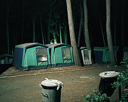 营地,夜晚