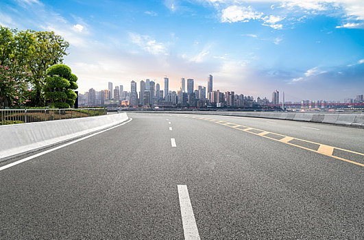 汽车广告背景,高速公路,重庆城市夜景