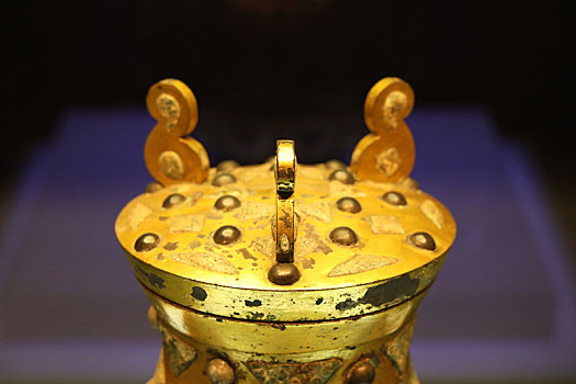 河北省石家庄市河北博物院馆藏汉代鎏金银乳丁纹铜壶