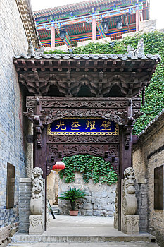 中国山西省晋城市皇城相府大院的中式门楼
