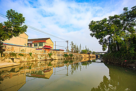 鄞州,东吴镇,东新河,水环境治理,河道,绿化,护坡,五水共治