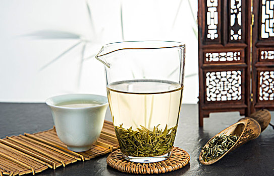 茶水,绿茶,茶杯,碧螺春茶,茶道