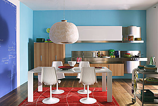 就餐区,郁金香,椅子,正面,简约,设计师,厨房,漂浮,木质,不锈钢,蓝色,红色,黑板,墙壁
