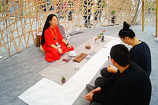 韩国茶叶参展商女模特,在深圳茶博会
