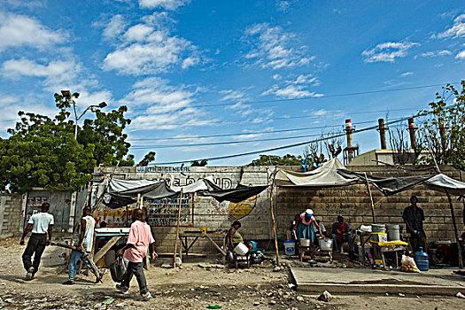 haiti,port,au,prince,people,serving,food,in,street
