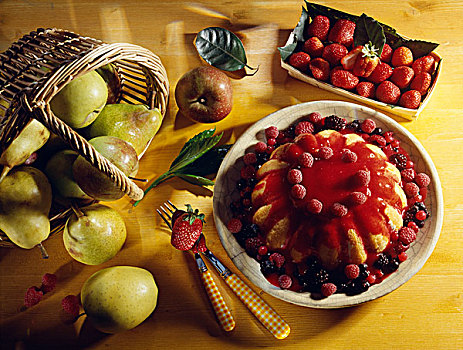 夏季水果,梨,水果布丁,甜点