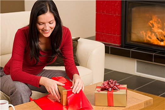 圣诞节,包裹,礼物,高兴,女人,家,壁炉