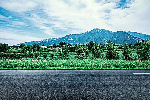 秦岭山脉盘山公路