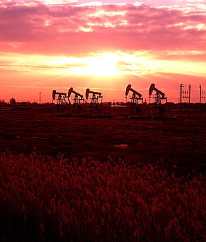 石油开发采油景观