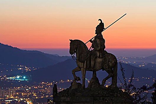 骑马雕像,日落,布拉加,葡萄牙,欧洲