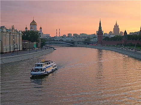 莫斯科河,克里姆林宫