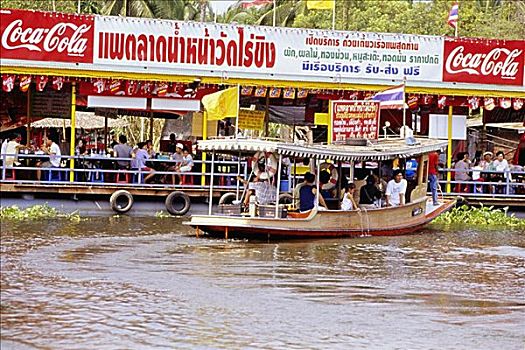 泰国,下巴,河,船,本地居民,靠近,河边,餐馆