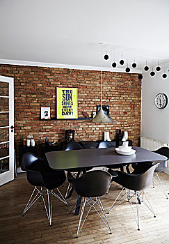 砖墙,就餐区,木地板,品牌家居