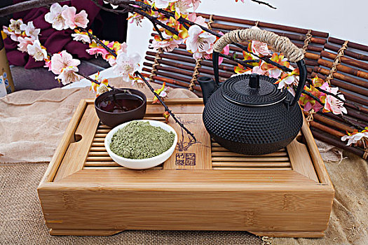 http://www.qunran.cn/html/19e4299938.html