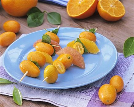 金橘,橙子,柚子,薄荷,两个,扦子