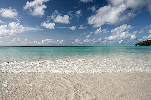 白色,沙滩,青绿色,水,蓝天,云,印度洋,普拉兰岛,塞舌尔,非洲