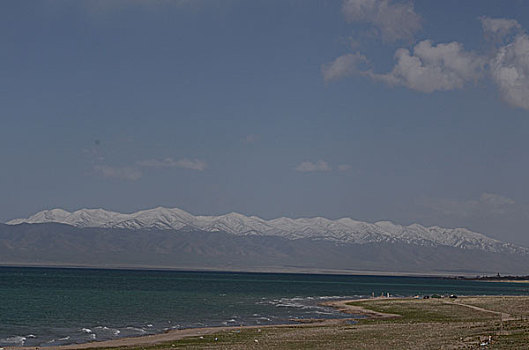 天际青海湖