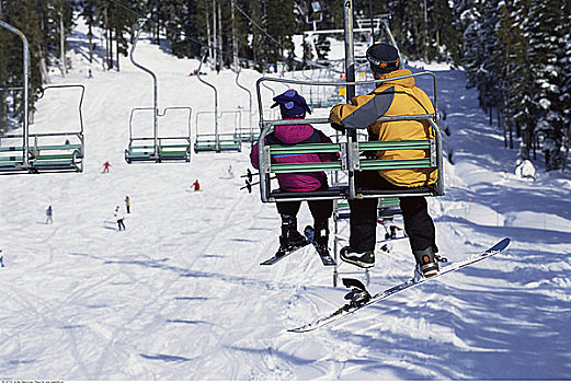 父亲,女儿,滑雪缆车