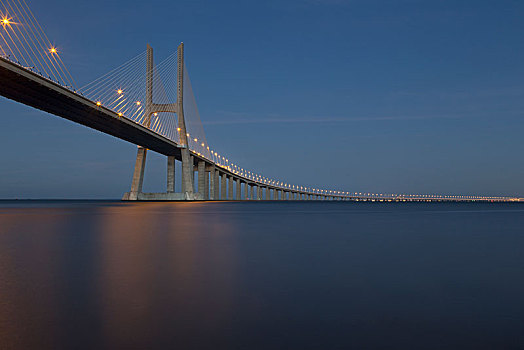 桥,上方,塔霍河,黃昏,里斯本,葡萄牙,欧洲