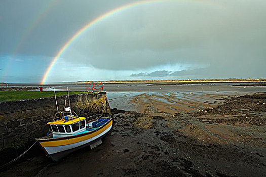 彩虹,乌云,船,岸边,金瓦拉,戈尔韦郡,爱尔兰