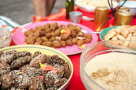 沙拉三明治,鹰嘴豆泥,自助餐,摩洛哥,聚会