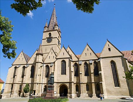 教区教堂,罗马尼亚