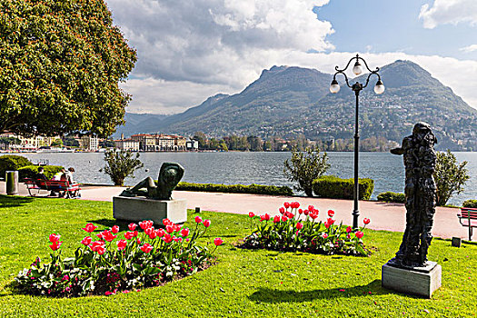 郁金香,雕塑,水边,散步场所,正面,蒙特卡罗,湖,卢加诺,提契诺河,瑞士,阿尔卑斯山