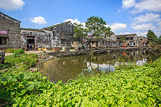 村庄,老房子,小河