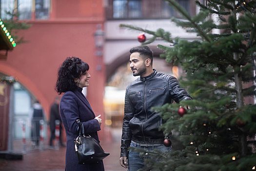 情侣,逛街,圣诞市场,巴登符腾堡,德国