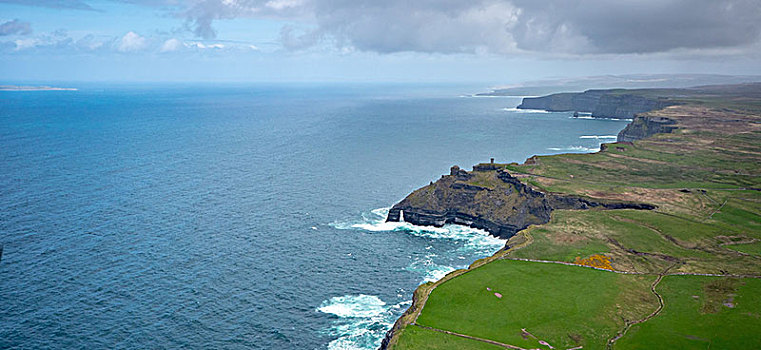 头部,莫赫悬崖,大西洋,洞,石头,海洋,海浪,克雷尔县,爱尔兰,欧洲