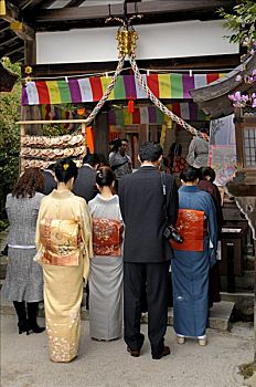女人,和服,参与,日本神道,祈祷,神祠,京都,日本,亚洲