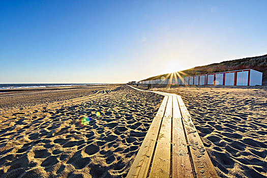 木板路,海滩小屋,日出,北海,荷兰