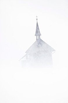小教堂,暴风雪