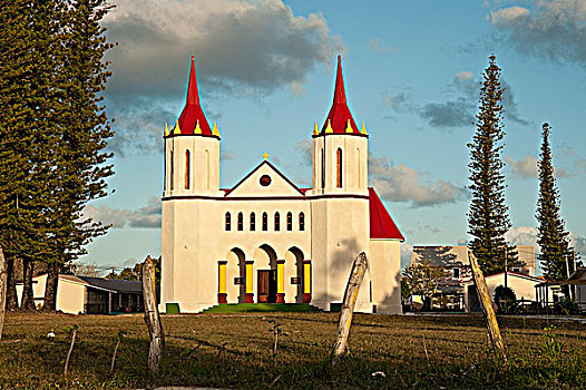 新加勒多尼亚,教堂