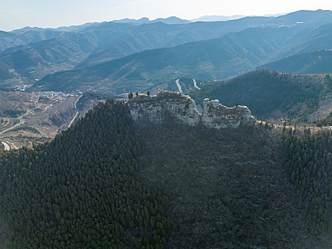 航拍济南彩石劈山