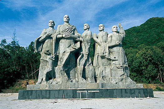 海南三亚大小泂天旅游区雕像