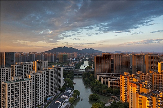 浙江省杭州市中东河夕阳航拍