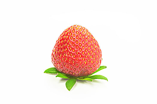 草莓孤立在白色的背景上