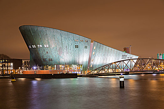 国家科技中心,科学博物馆,夜晚,阿姆斯特丹,荷兰,欧洲