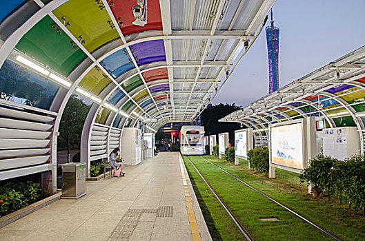 广州有轨电车站台