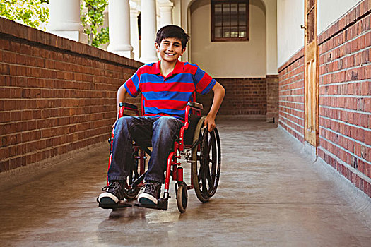 男孩,坐,轮椅,学校,走廊