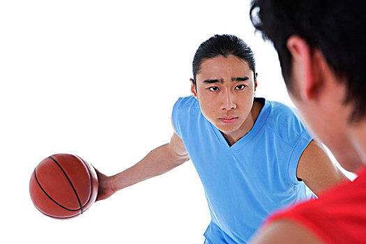 两个男人,玩,篮球,肩部视角